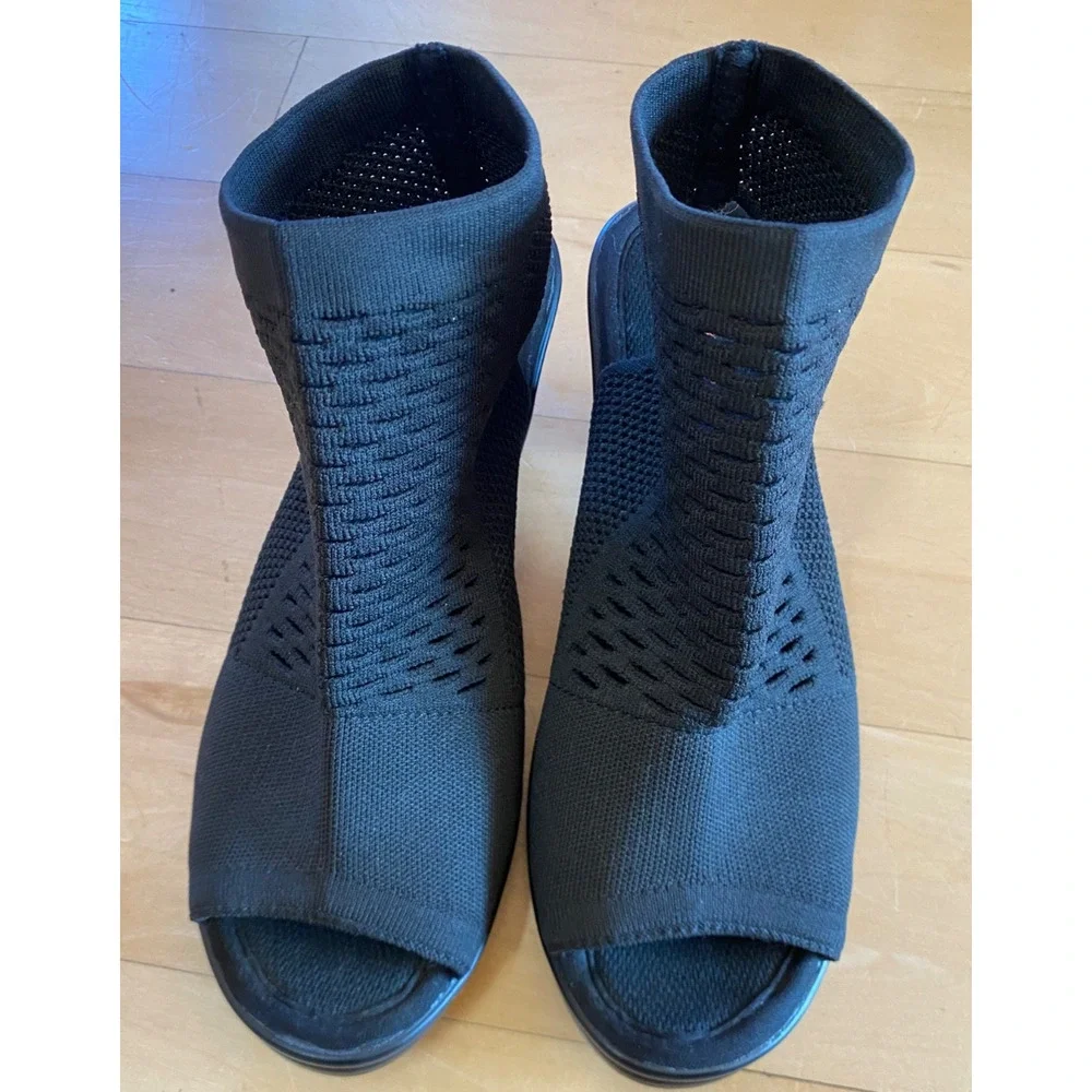 BERNIE MEV Woven Bootie Heels Peep Toe Black Platform EU 39 US 8.5 9 NWOB
